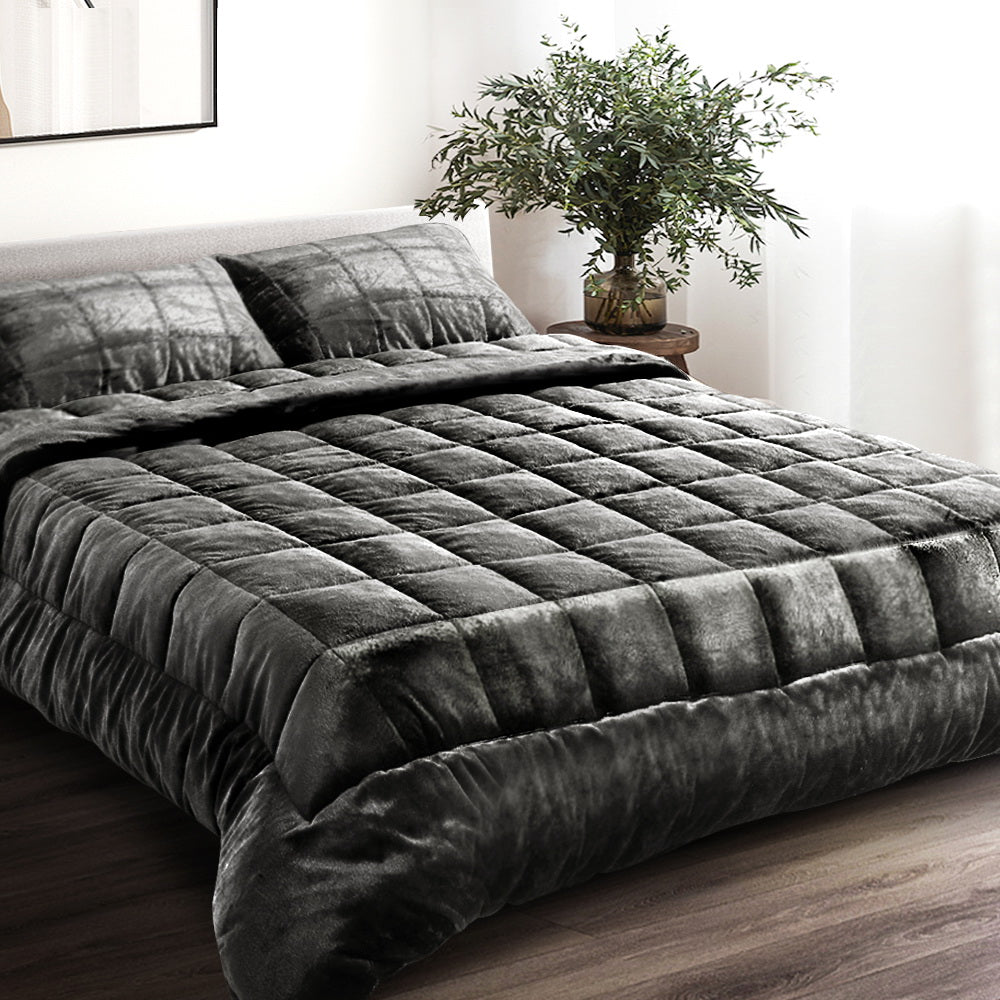 Mink Quilt Charcoal Super King