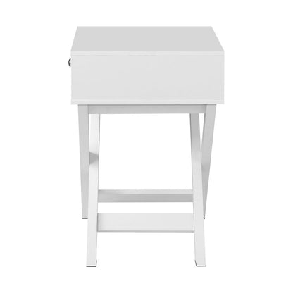 Contemporary Wooden Side Table: Minimalist Elegance for Modern Interiors