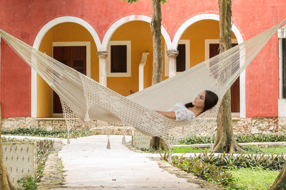 Cotton Hammock With Crocheted Tassels - Queen Size Marble
